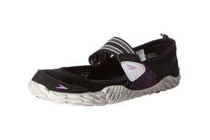 Top 10 Best Water Shoes for Women of 2022 Review