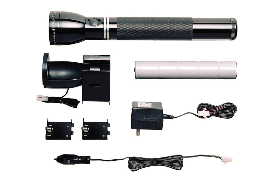MAGLITE RX1019 Heavy-Duty Rechargeable Flashlight System