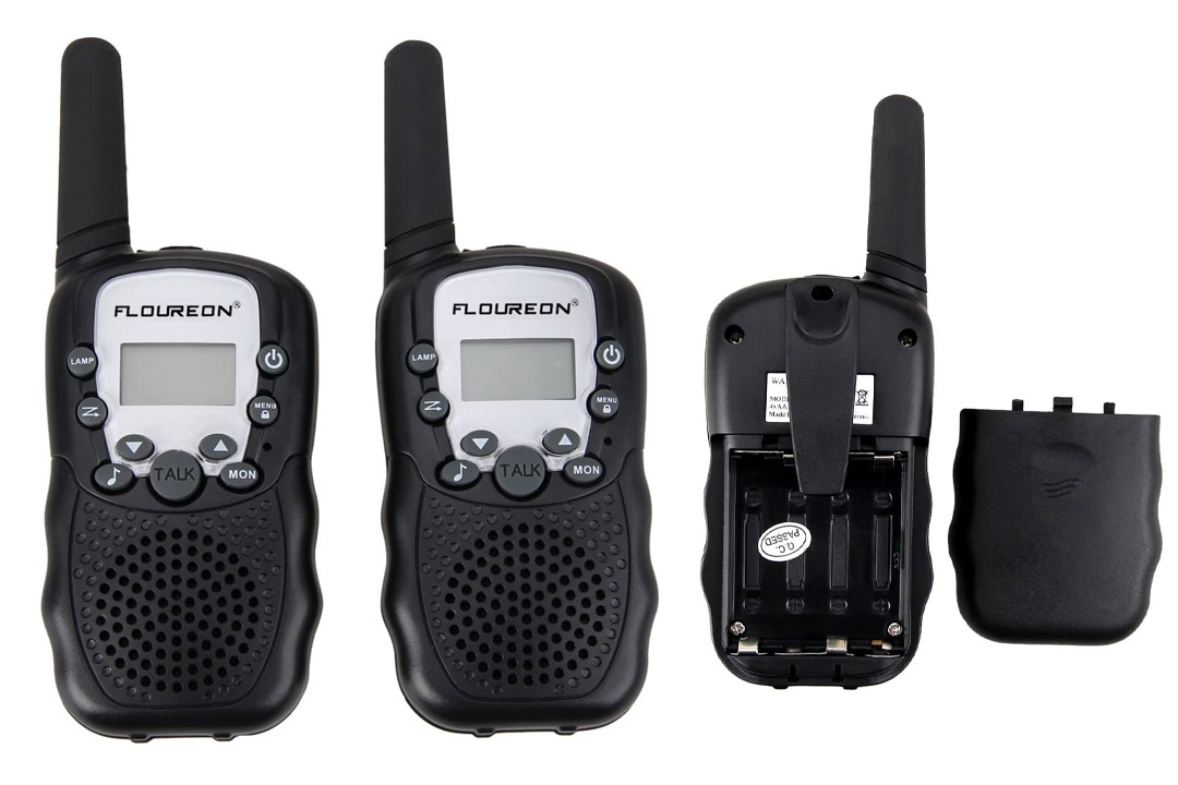 Floureon UHF462-467MHz 22 Channel FRS/GMRS 2-Way Walkie Talkies (2-Pack)